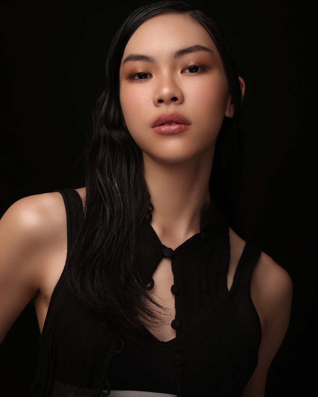 Natasha Olivia 2ICONS